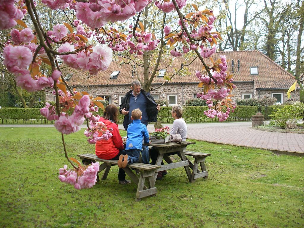 Vakantiehuisjes "De Helpeney" Villa Horst Esterno foto